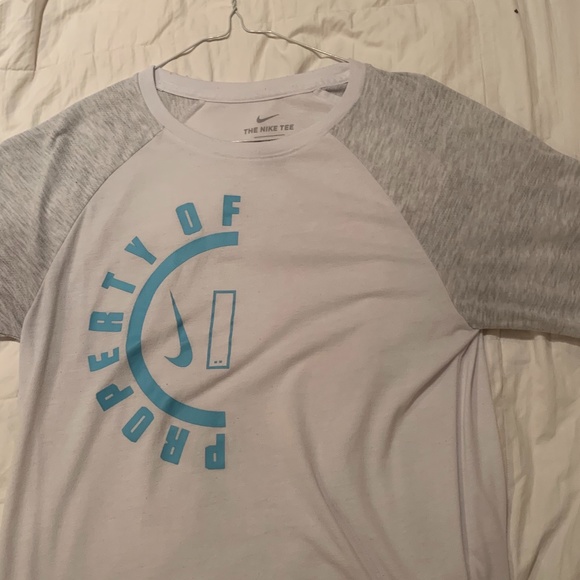 Nike 3/4 arm length shirt - Picture 2 of 2